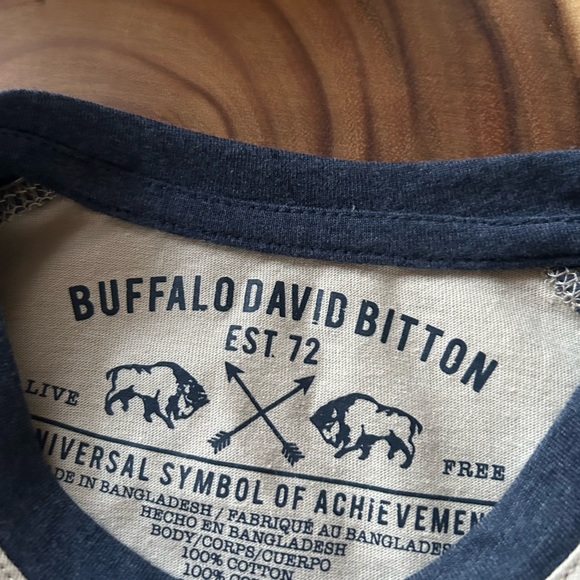 NEW Buffalo David Bitton long sleeve top - Picture 4 of 4